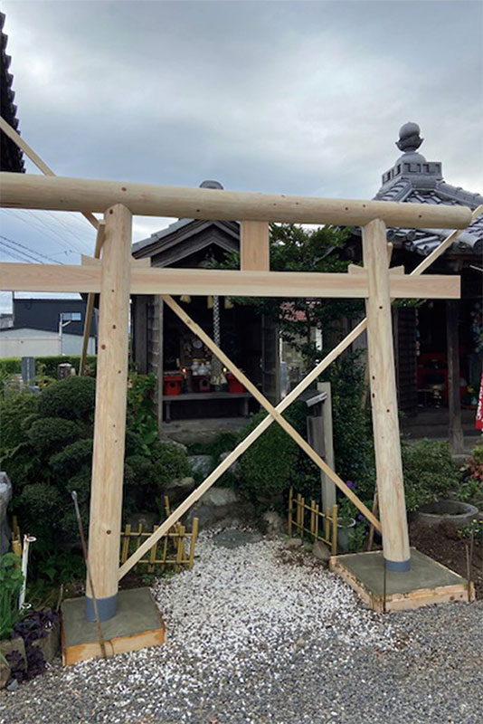 生蓮寺のお稲荷神社鳥居建て替え工事